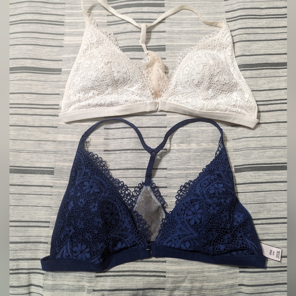 2 lace Bralette-Navy and Cream Size Med